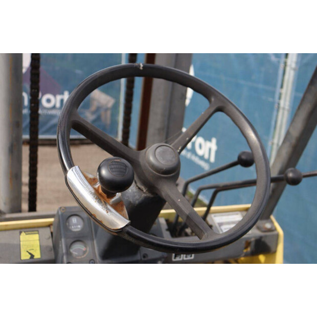 1993 Hyster H4.00XL-5-42106216