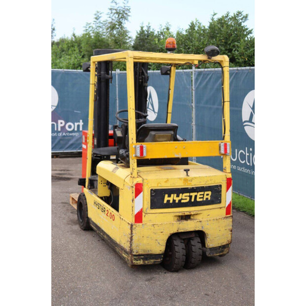 1999 هايستر J2.00XMT-42106229