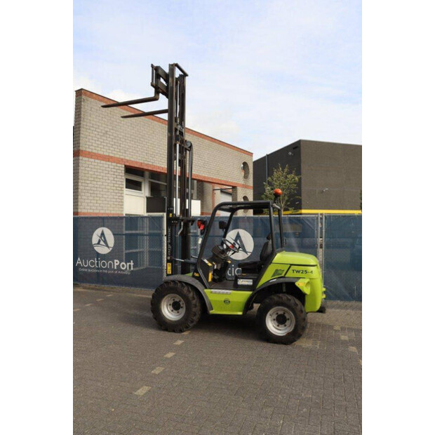 2020 AGRIMAC-AGRIA TW25-4-42106550