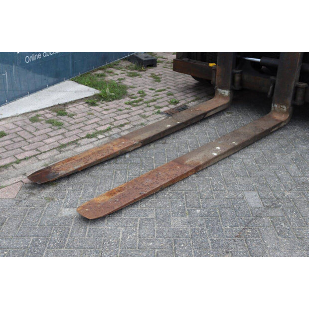 2000 SMV SL13.6-600A-42106561