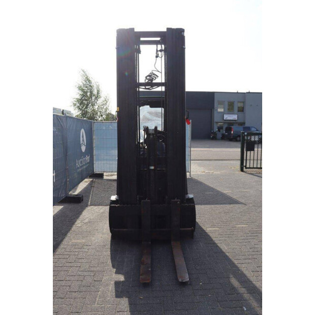 2014 ليندي E35HL-01-42106805