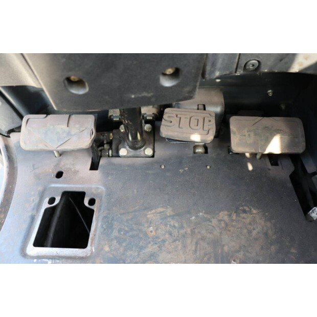 2014 ليندي E35HL-01-42106818