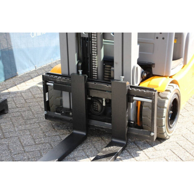 2019 Jungheinrich EFG 320-42106887
