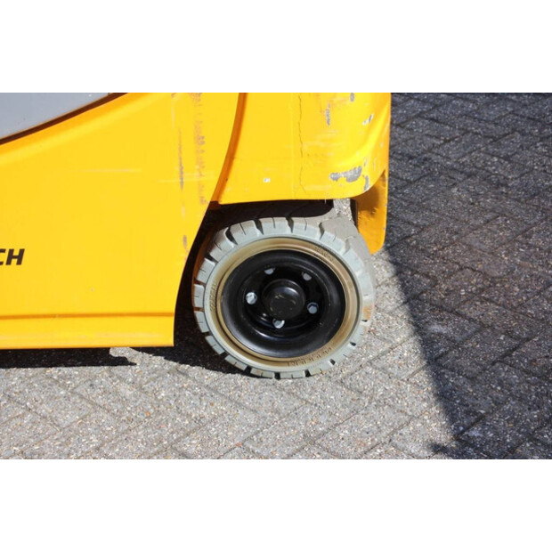 2019 Jungheinrich EFG 320-42106891