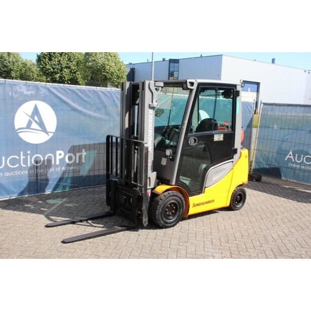 2020 Jungheinrich TFG 320s-42107019