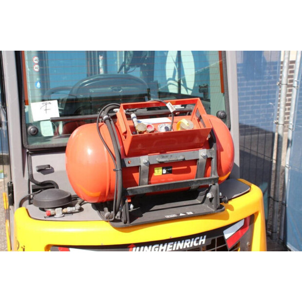 2020 Jungheinrich TFG 320s-42107030