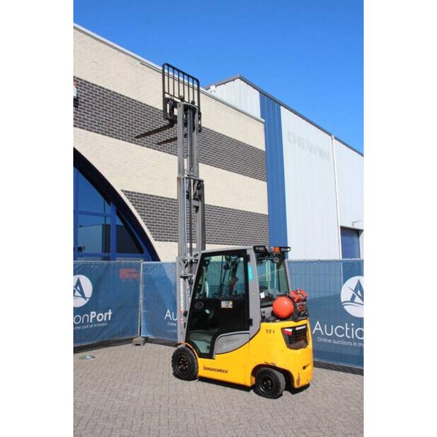 2020 Jungheinrich TFG 320s-42107044