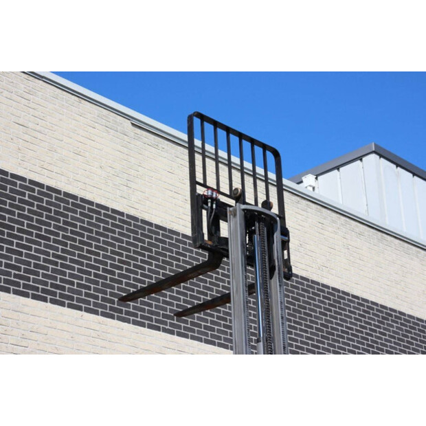 2020 Jungheinrich TFG 320s-42107045