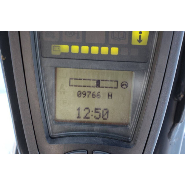 2016 ليندي E18-02-42107162