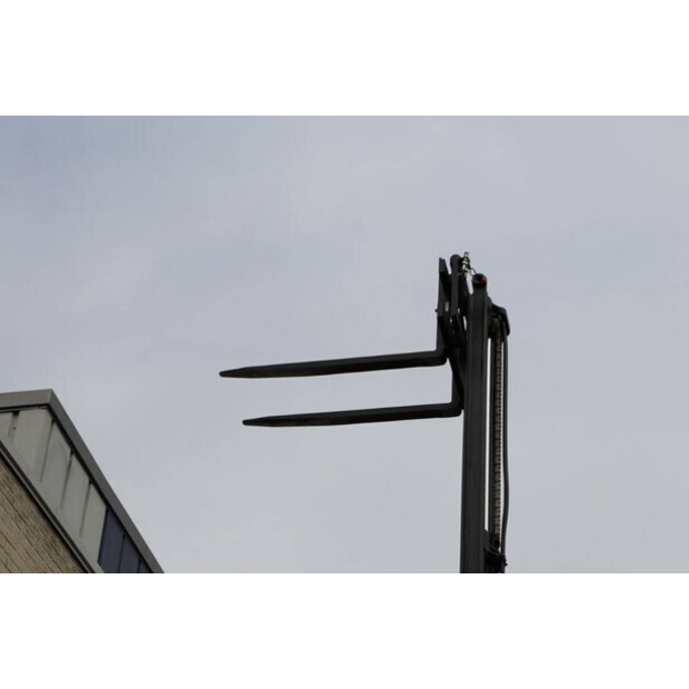 2019 Still RX20-16-42107337