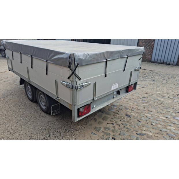 BW Trailer 02T-42107481
