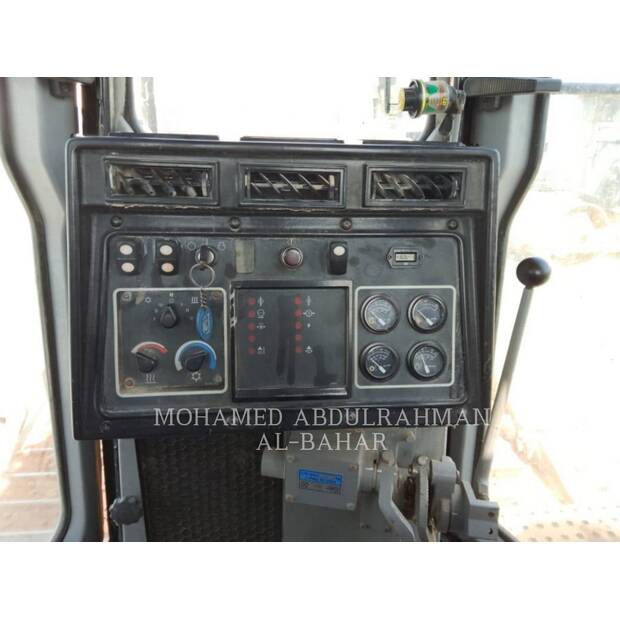 2013 كاتربيلر D8R LRC-42108400