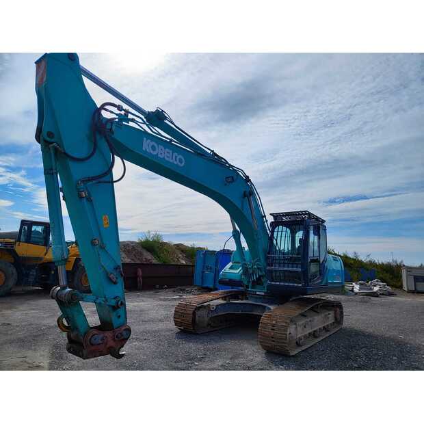 2015 كوبيلكو SK260NLC-9-42116082