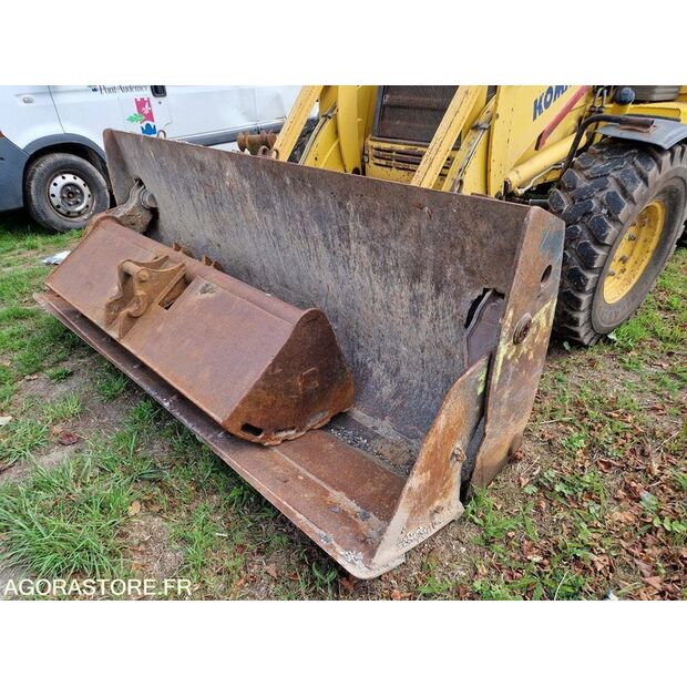 Komatsu WB97R-42121769