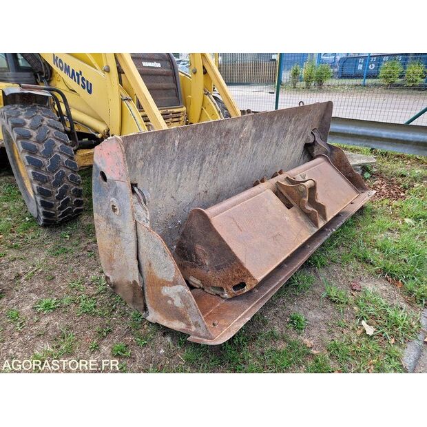 Komatsu WB97R-42121771