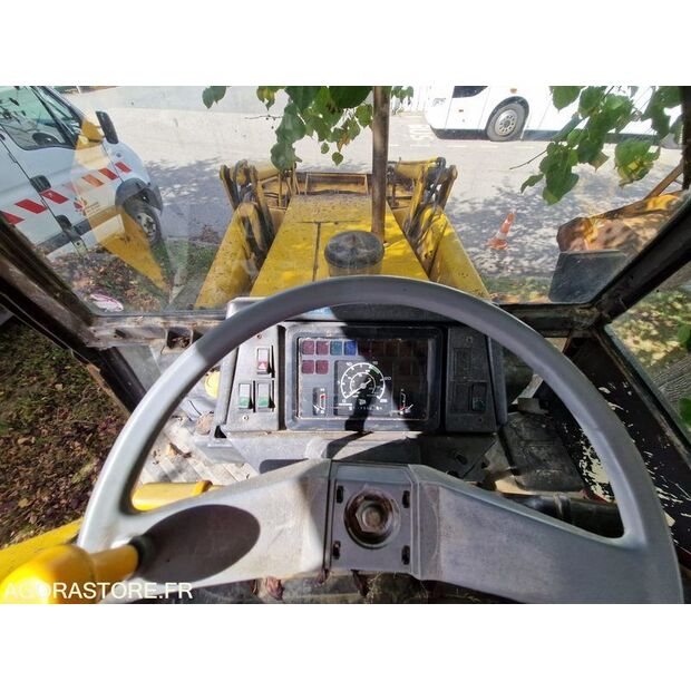 جيه سي بي 3CX-42121865
