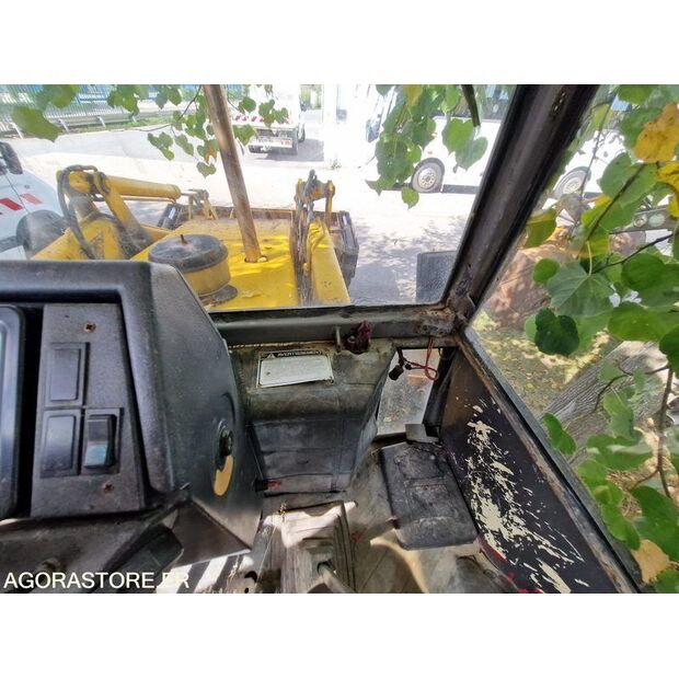 جيه سي بي 3CX-42121868