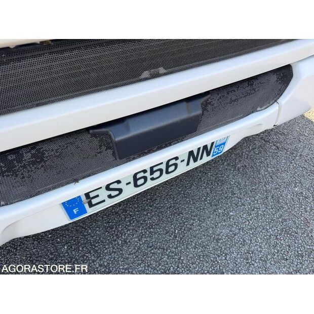 2017 Scania R490-42121938