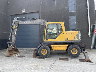صورة ل حفارات بعجلات 2007 فولفو EW 140 B