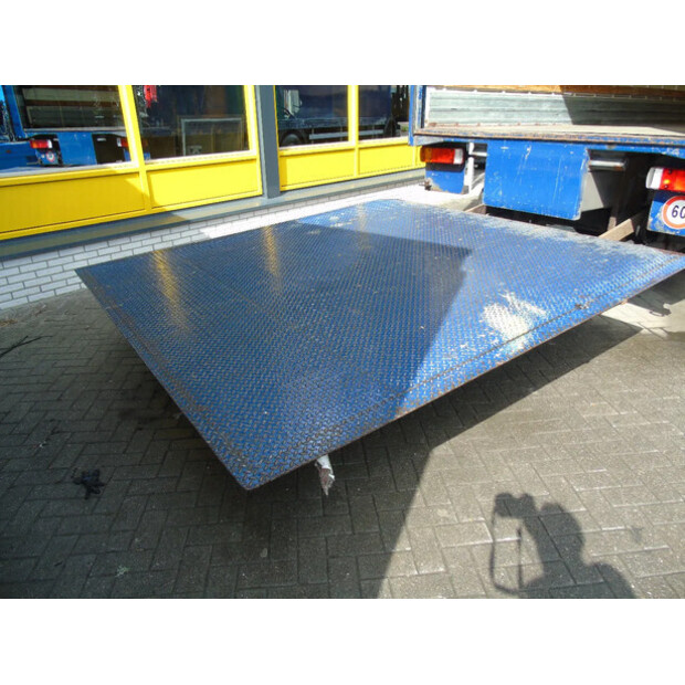 2006 سكانيا P270-42136438