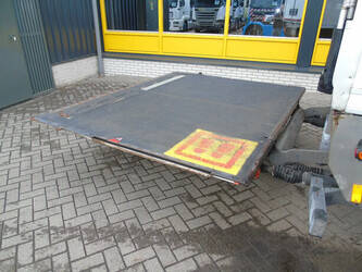 2016-man-tgm-18-250-1314749-42136506