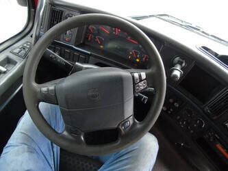 2012-volvo-fh500-1314750-42136575