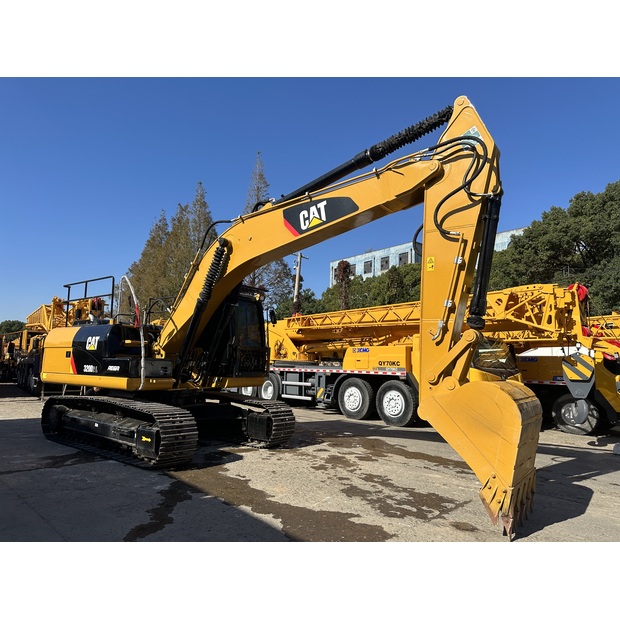 2024 كاتربيلر 320D-42136955