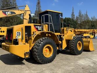 Image de CHARGEUSES SUR PNEUS 2024 Caterpillar 966H