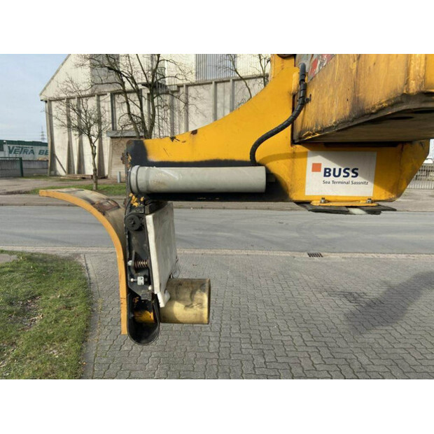 2009 Seith PIPEHANDLING REACHSTACKER 15036-42137008