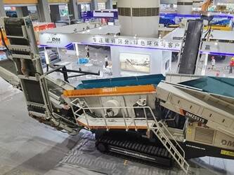 صورة ل كسارات وغرابيال 2025 Dongmeng DMZS515
