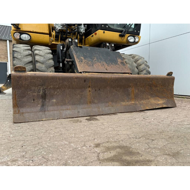 2010 Caterpillar M313D-42149935