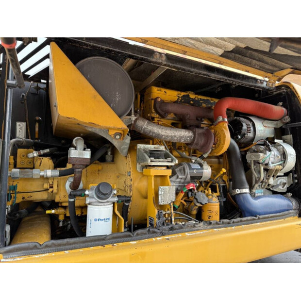 2010 Caterpillar M313D-42149937