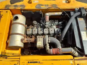 2015-hyundai-r220lc-7-1314808-42150300