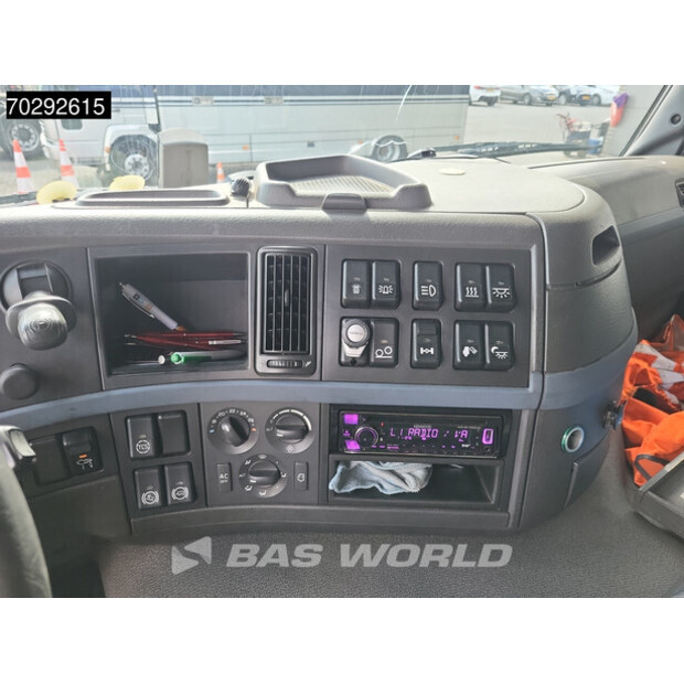 2008 فولفو FM 440-42150417