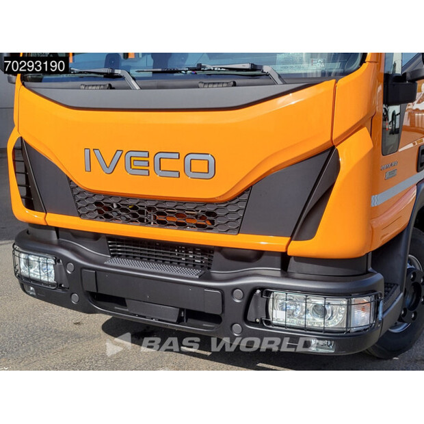 2024 ايفكو 80EL220/P-42150737