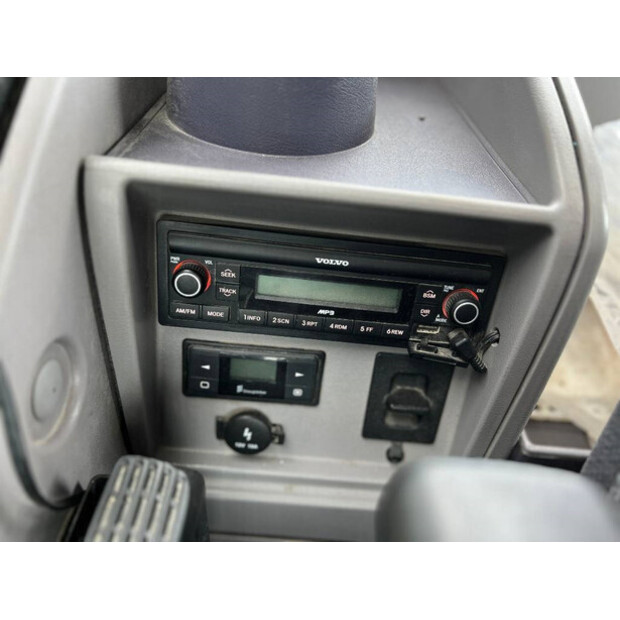 2016 فولفو EC380E HR UHD-42150826