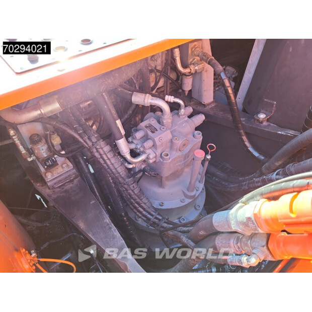 2018 Hitachi ZX300LC-6-42150867