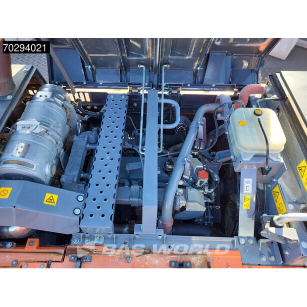 2018 Hitachi ZX300LC-6-42150869