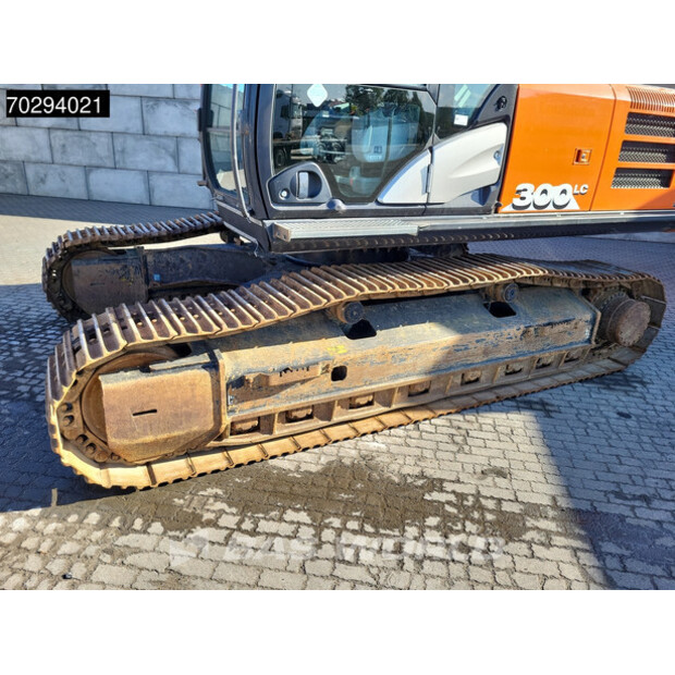 2018 Hitachi ZX300LC-6-42150872