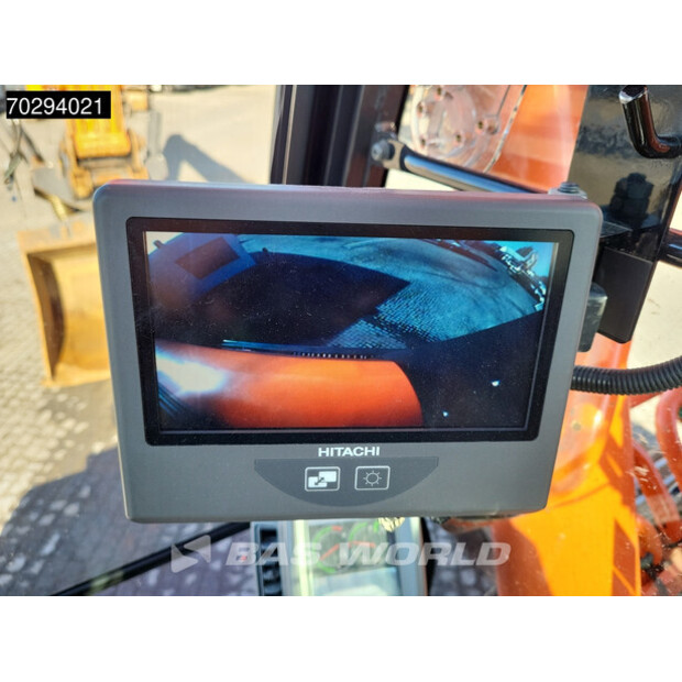 2018 Hitachi ZX300LC-6-42150891