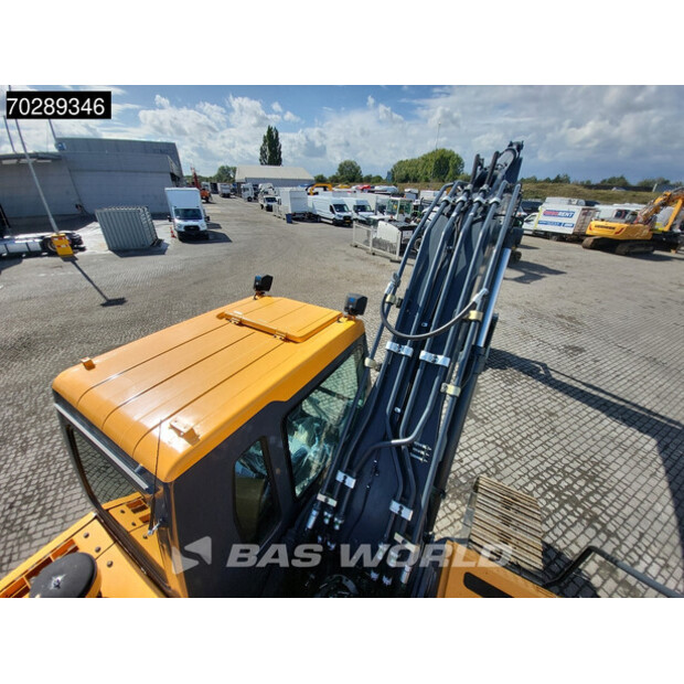 2025 Hyundai R210-42152104