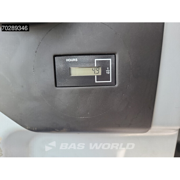 2025 Hyundai R210-42152124