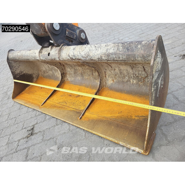 2020 دووسان DX63-3-42152174