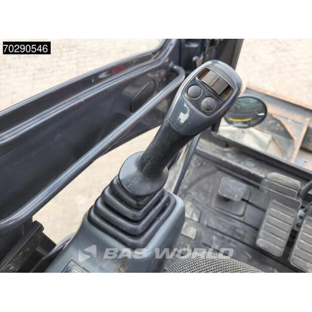 2020 دووسان DX63-3-42152203