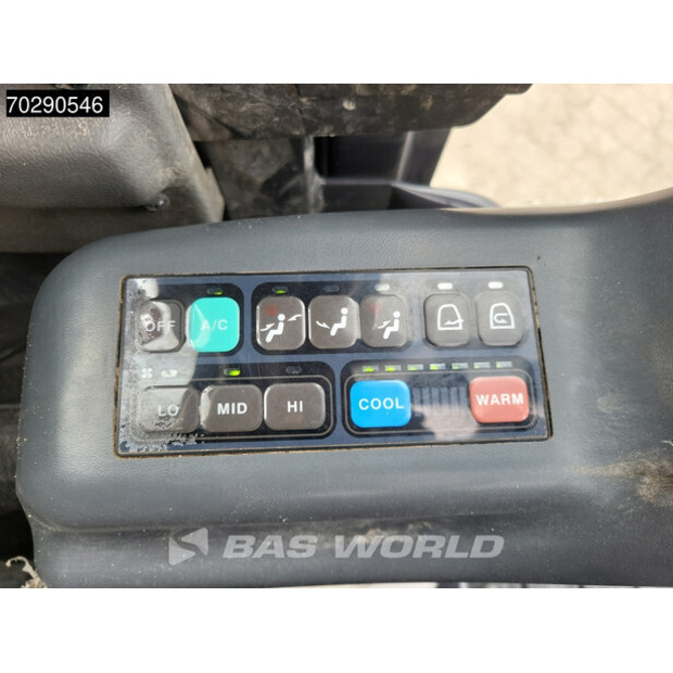 2020 دووسان DX63-3-42152206