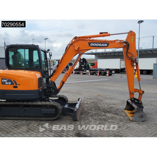 2021 دووسان DX63-3-42152226