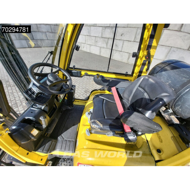 2012 Hyster S3.0FT-42152921