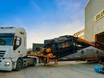 صورة ل محطات خلط الخرسانة 2025 فابو Compact-180