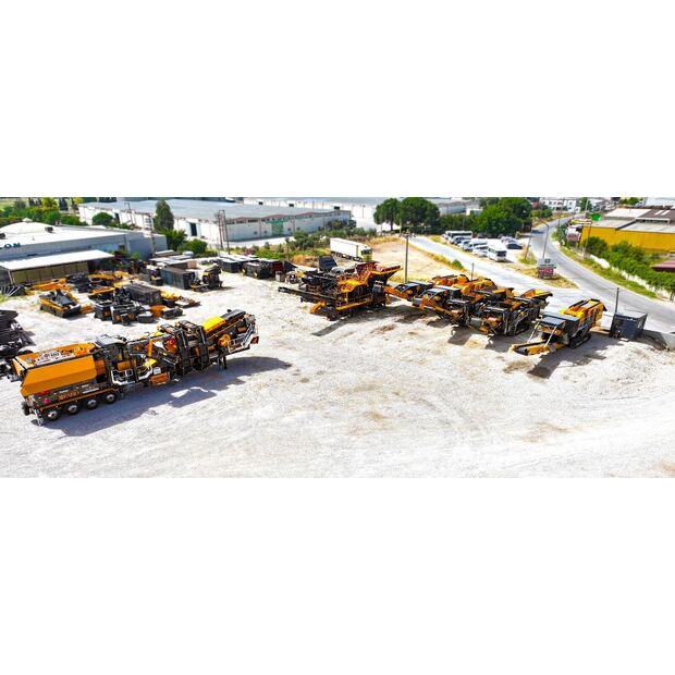 2025 FABO Compact-180-42153263