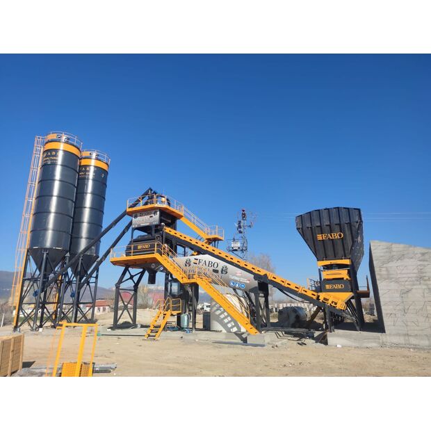 2025 FABO Compact-120-42154555